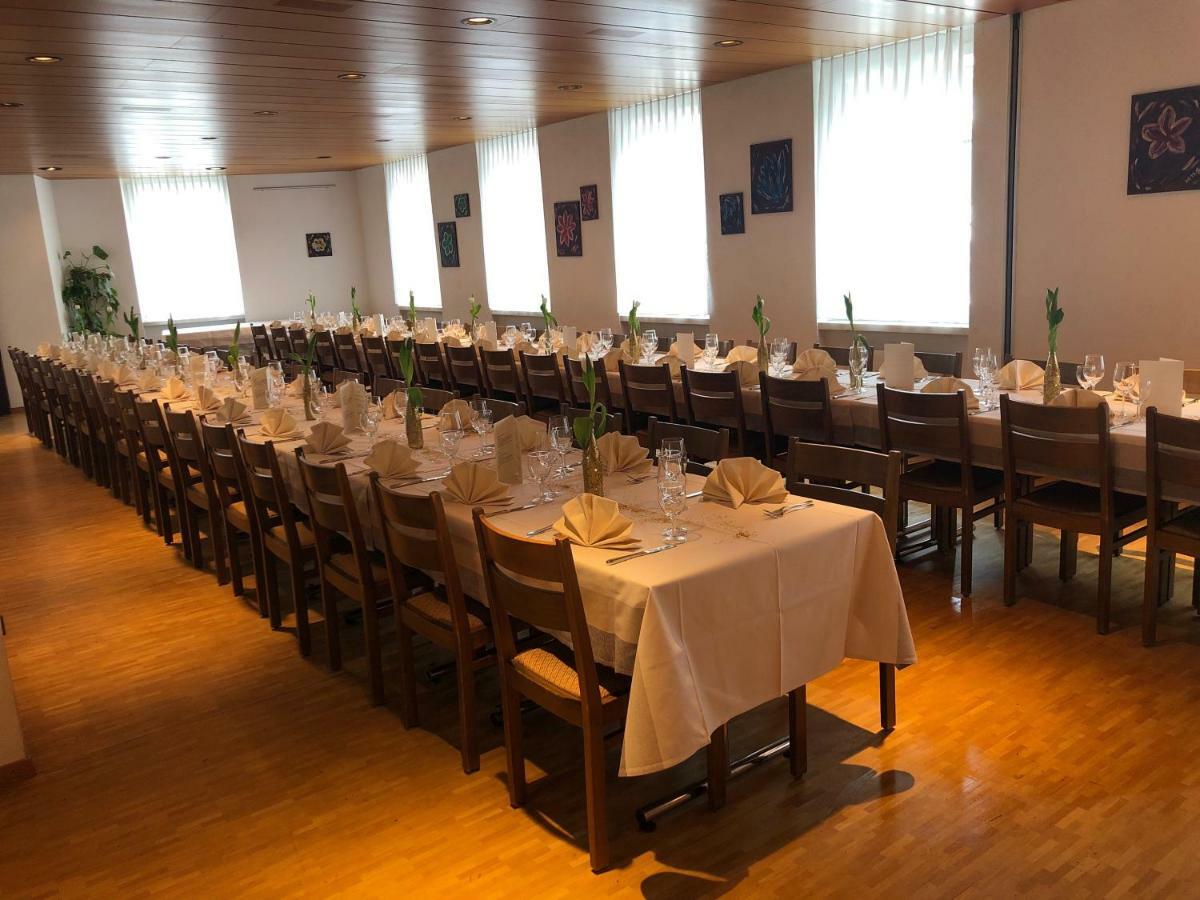 Hotel & Restaurant Stadthof Glarus Exteriér fotografie